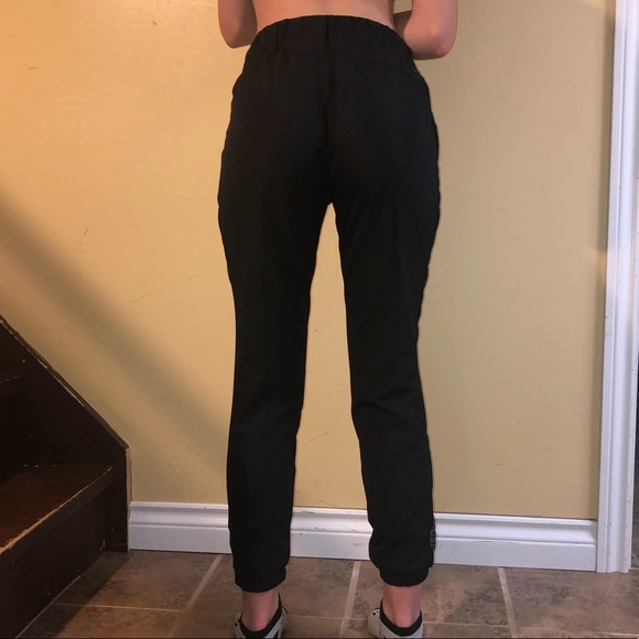 Chic Mesh Cutout Sport Pants - Picture 3 of 6